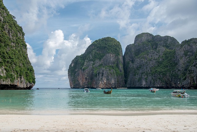 PHUKET LATE DEAL – 9 NIGHTS HOLIDAY PACKAGE